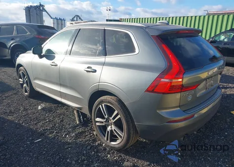 2020 Volvo Xc60 T6 Momentum z USA, uszkodzony, nr VIN YV4A22RK1L1590641